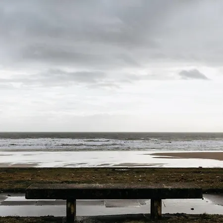 아파트 Saint Bees Apartment // 2 Bed Sea View Balcony Apartment In Saint Bees, Cumbria // Coast To Coast Walk 세인트 비즈