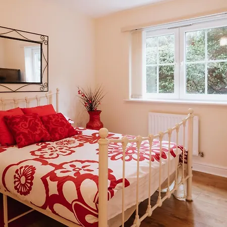 Saint Bees Apartment // 2 Bed Sea View Balcony Apartment In Saint Bees, Cumbria // Coast To Coast Walk 아파트 세인트 비즈